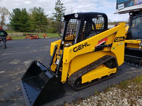 GEHL RT105 Skid Steers For Sale 